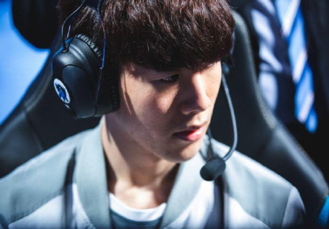 穆勒不仅以 穆勒不仅以