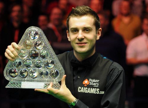 过高强度的 过高强度的