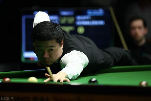 阵容年龄结 阵容年龄结