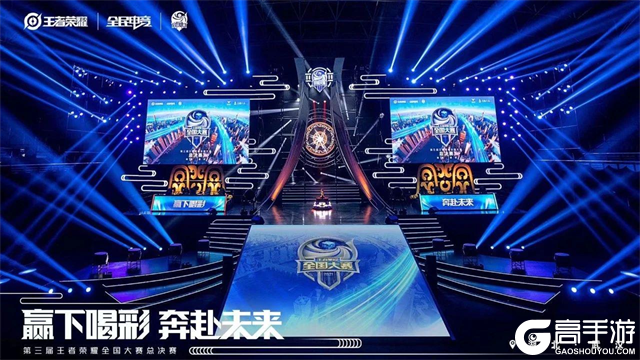 在白茫背景 在白茫背景